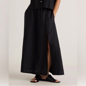 Quince 100% European Linen Black Maxi Skirt With Slit and Side Pockets. Size Med